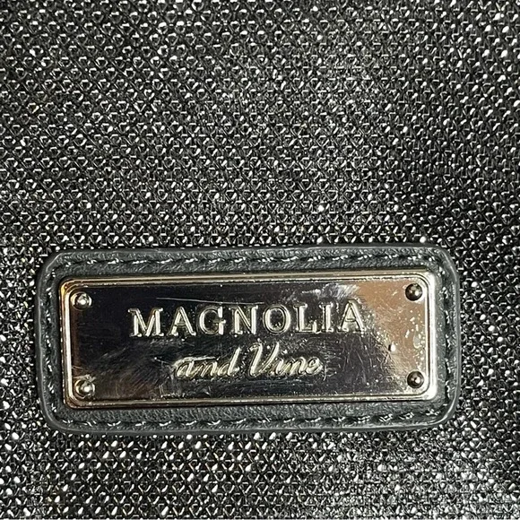 MAGNOLIA & VINE canvas and vegan leather tote - Picture 11 of 13